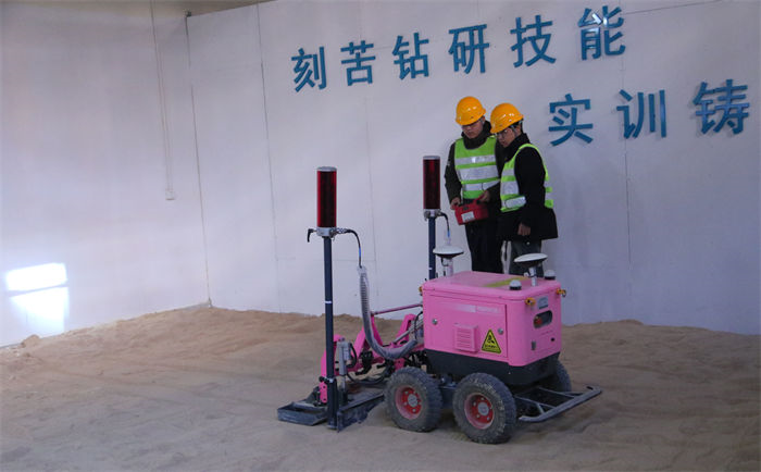 混凝土整平机器人